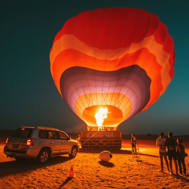 Dubai Hot Air Balloon: Deluxe - Photo 1 of 17